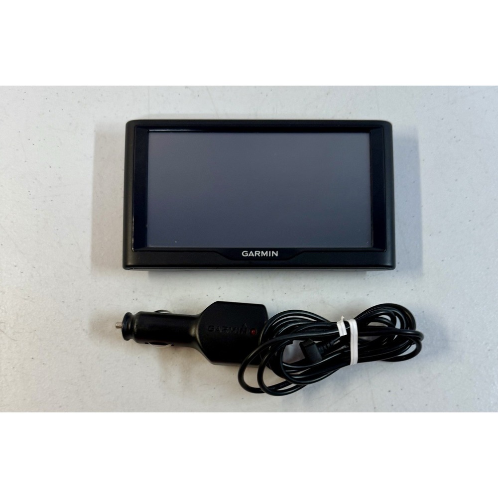 Garmin Nuvi 67 LM GPS 6" Touchscreen Navigation System  *TESTED*